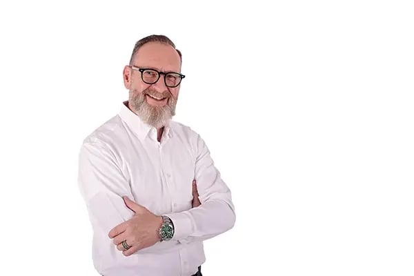 Oliver Burgdorf_Ueberuns